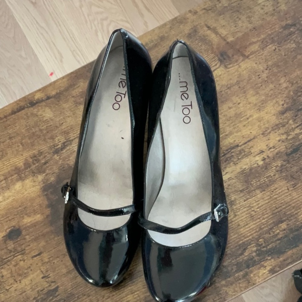 Black Me Too heals size 7